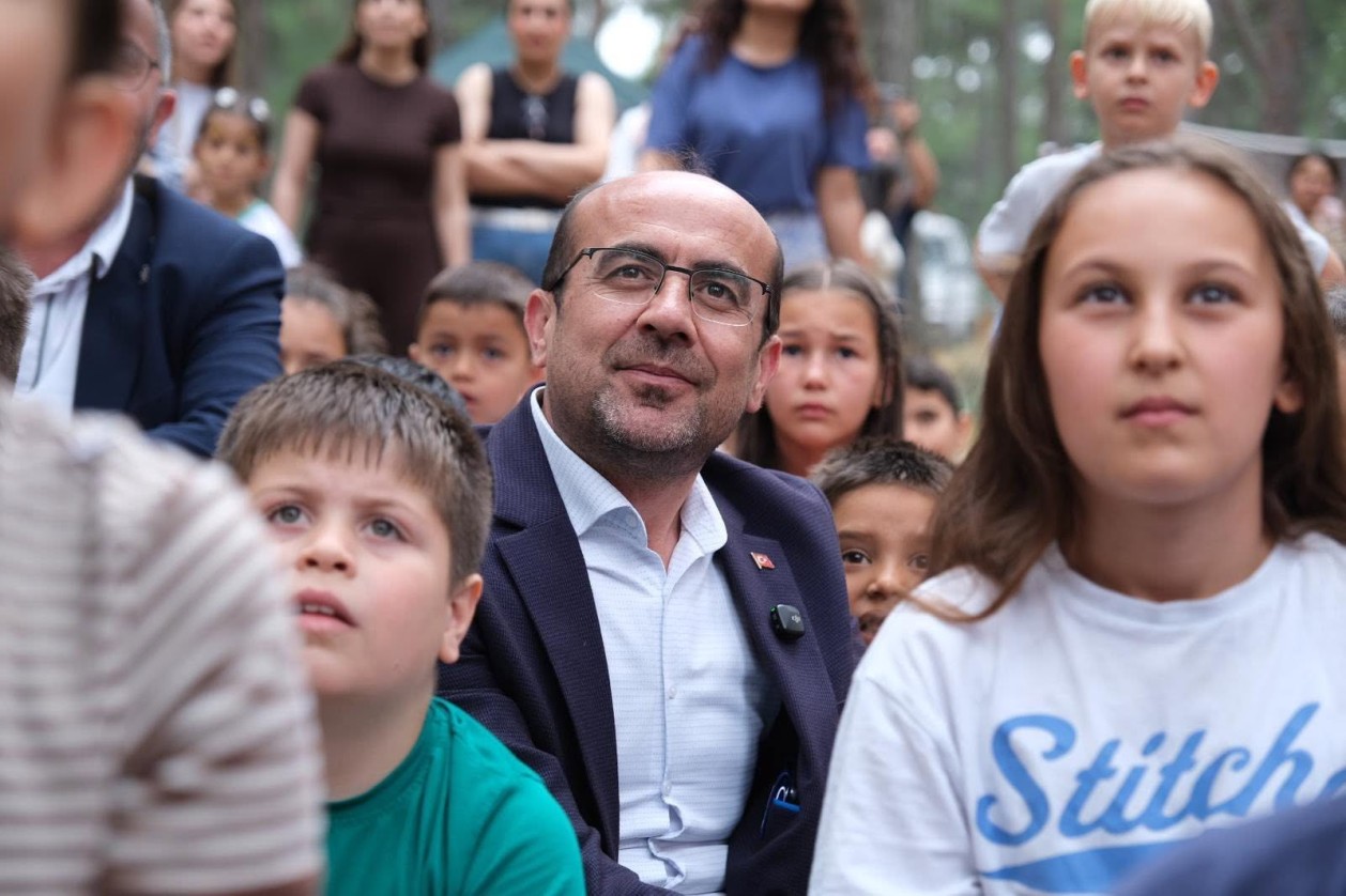 Yıl Sonu Sergisi ve Çocuk Şenliği