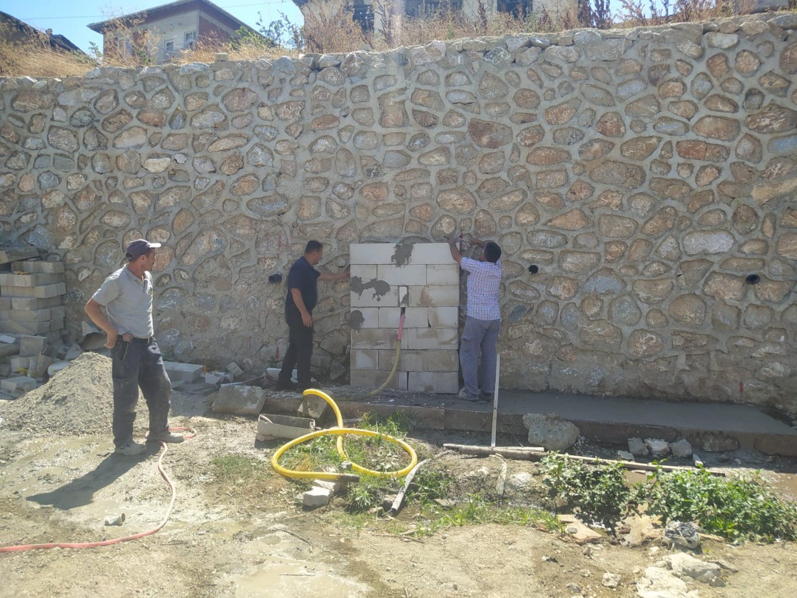 “Yunus Çeşmesi” adını verdiğimiz hayrat çeşme yapımı çalışmalarına başladık.